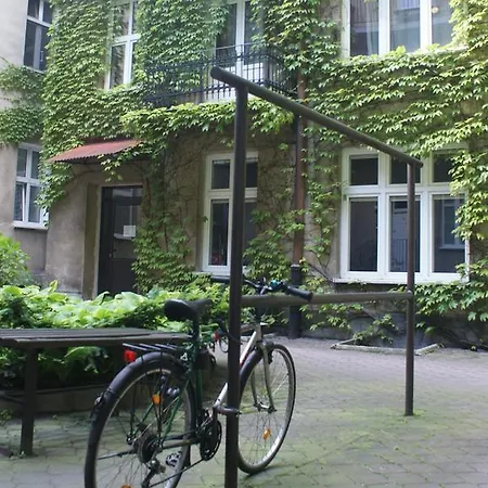 Friendly - Downtown *